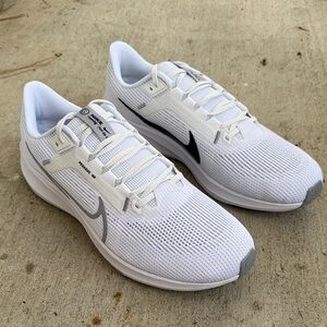 Nike Pegasus 40 shoes